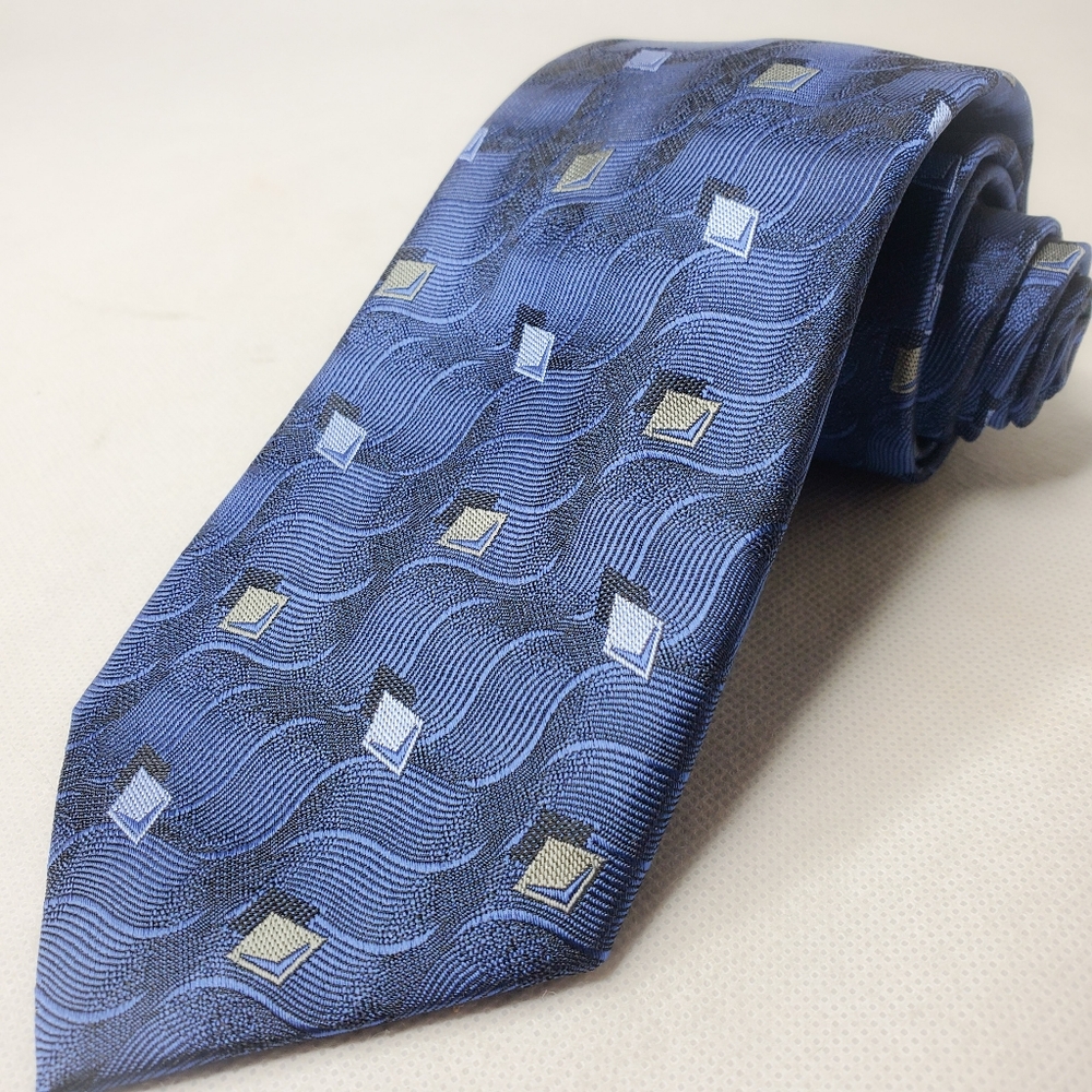 Robert Talbott Estate Neck Tie Blue Geometric  New